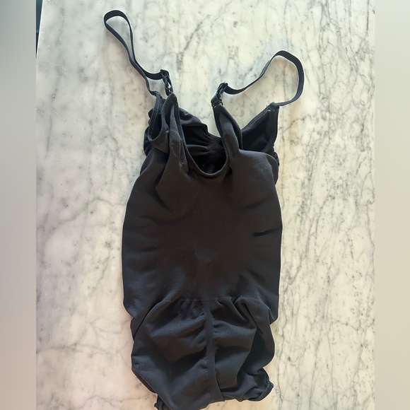 Skims bodysuit - Picture 1 of 2
